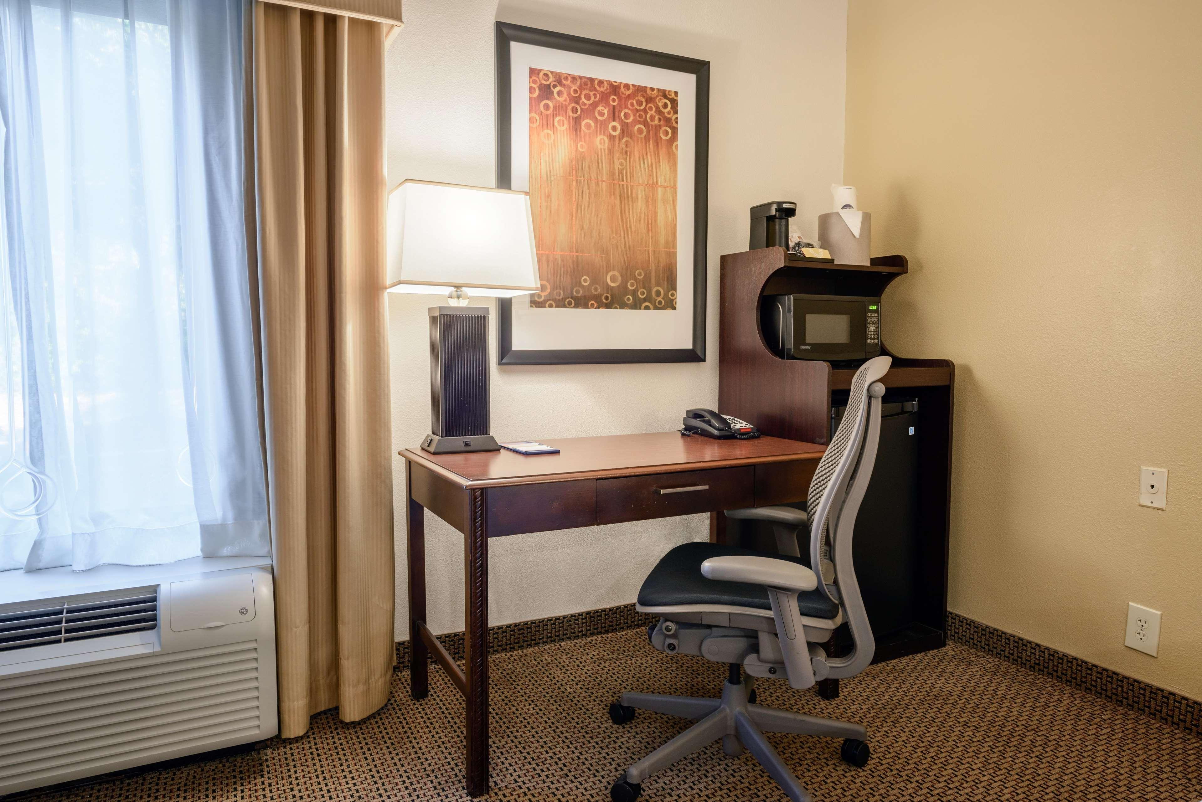 Best Western Plus Lexington Inn Extérieur photo