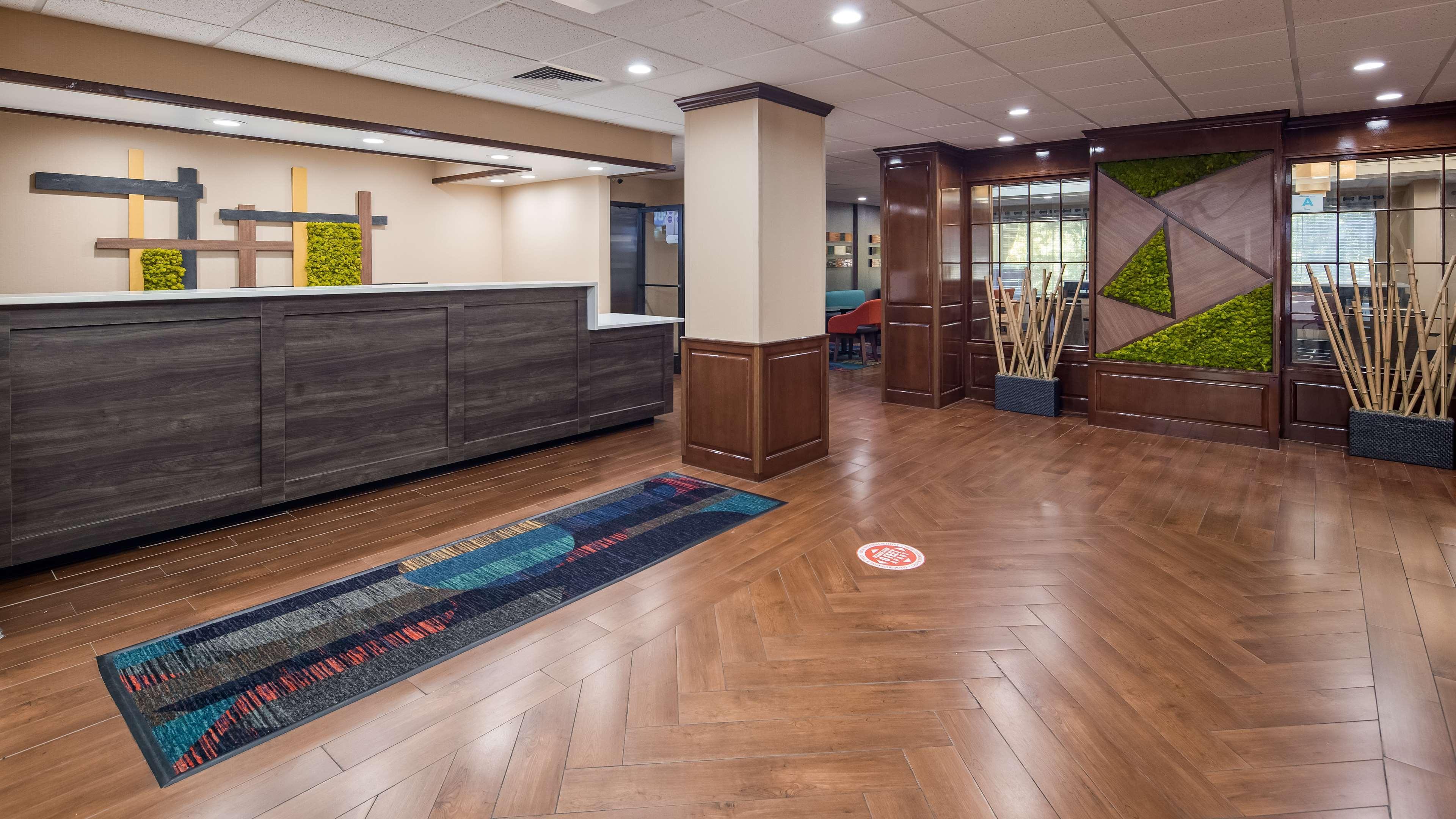 Best Western Plus Lexington Inn Extérieur photo