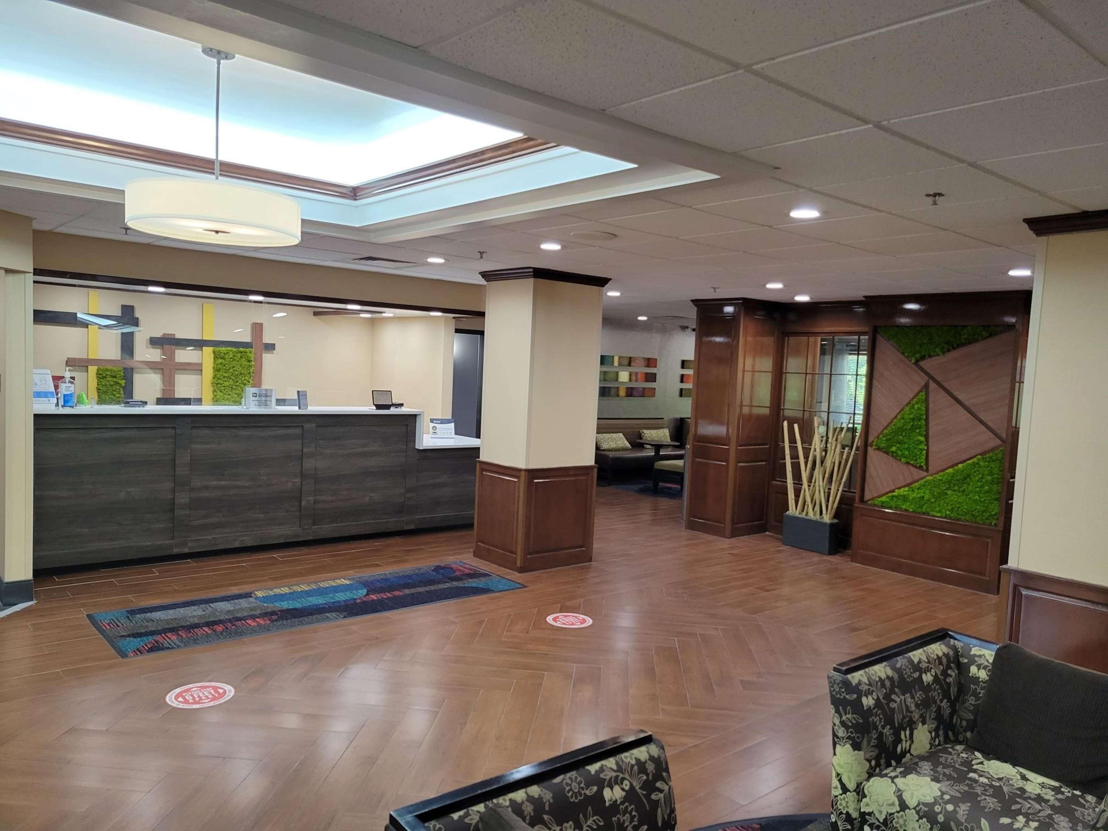 Best Western Plus Lexington Inn Extérieur photo