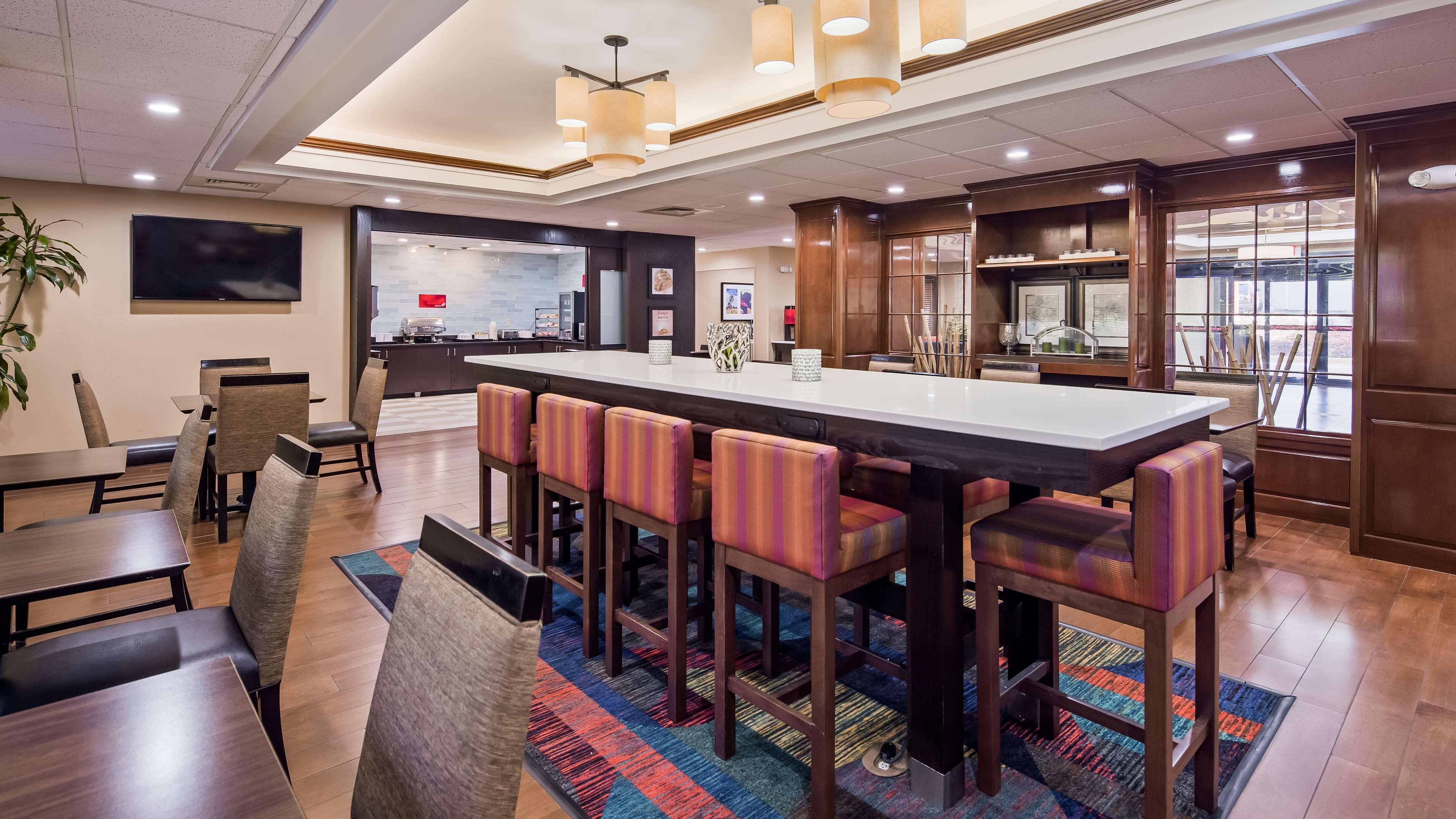 Best Western Plus Lexington Inn Extérieur photo